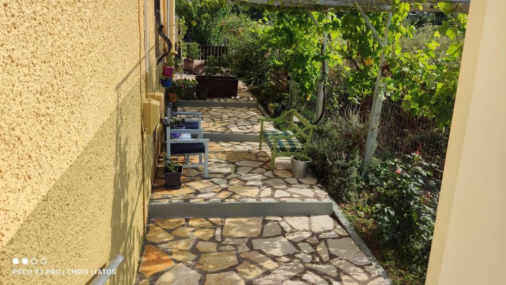 Vivian Philoxenia Rooms